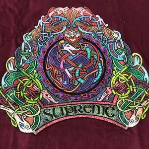 Supreme knot t-shirt